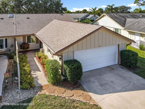 24 Stymie Lane , New Smyrna, FL 32168