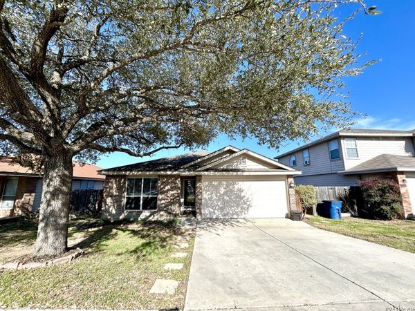 3331 Falcon, New Braunfels, TX 78130