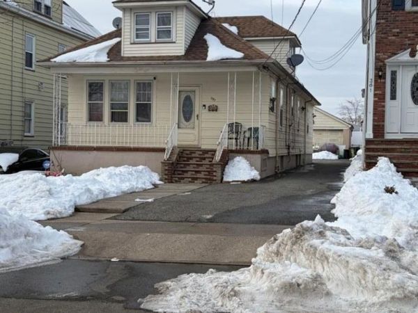 297 Delaware Ave, Paterson, NJ 07503