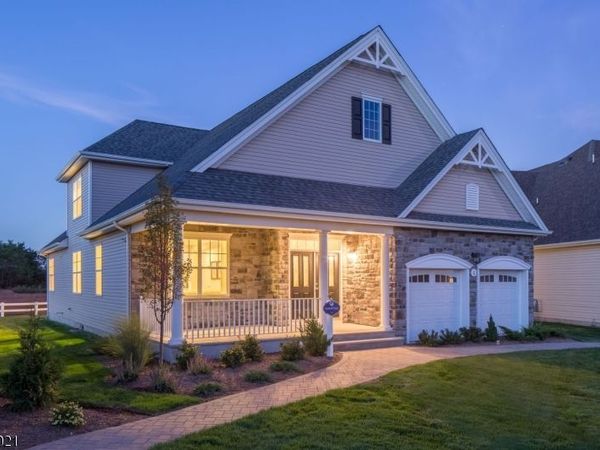 6 Leidl Cir, Hillsborough, NJ 08844