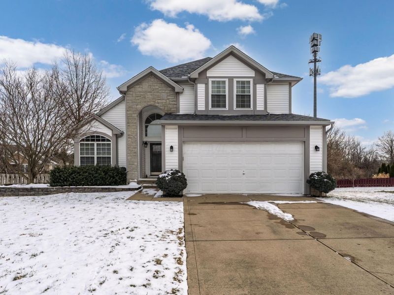 9230 Echo Hill Court, Columbus, OH 43240 Photo 1