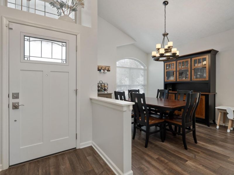 9230 Echo Hill Court, Columbus, OH 43240 Photo 5