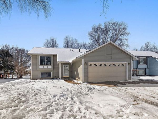 14797 Haven Drive, Apple Valley, MN 55124