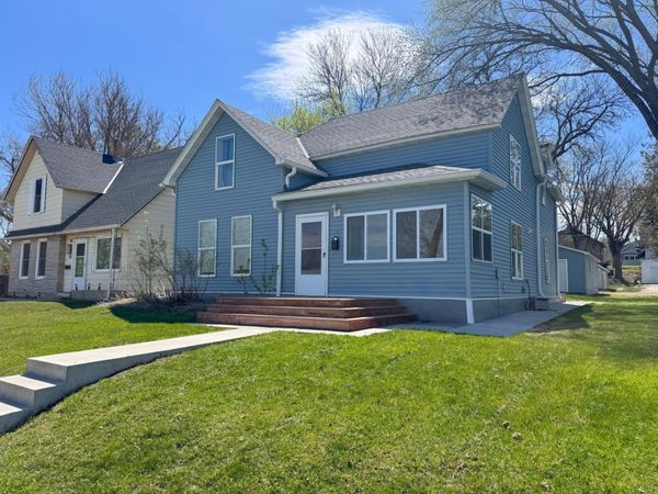 514 E Hampden Avenue, Fergus Falls, MN 56537