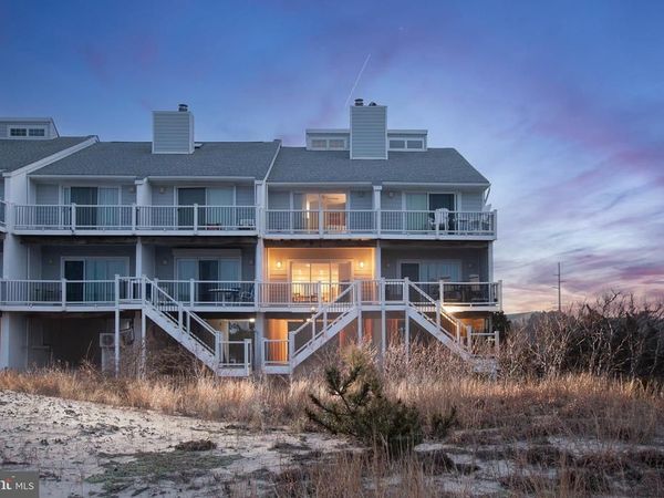 40123 SEASIDE DRIVE, Unit 18, FENWICK ISLAND, DE 19944