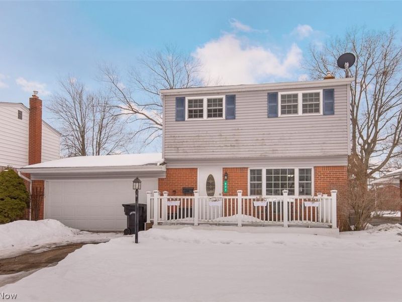 837 Jamestown Avenue, Elyria, OH 44035 Photo 1