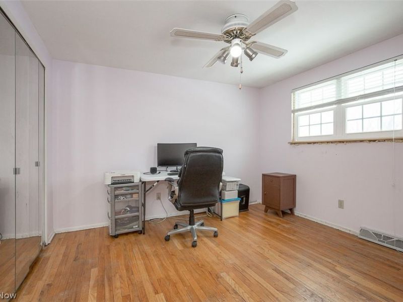 837 Jamestown Avenue, Elyria, OH 44035 Photo 13