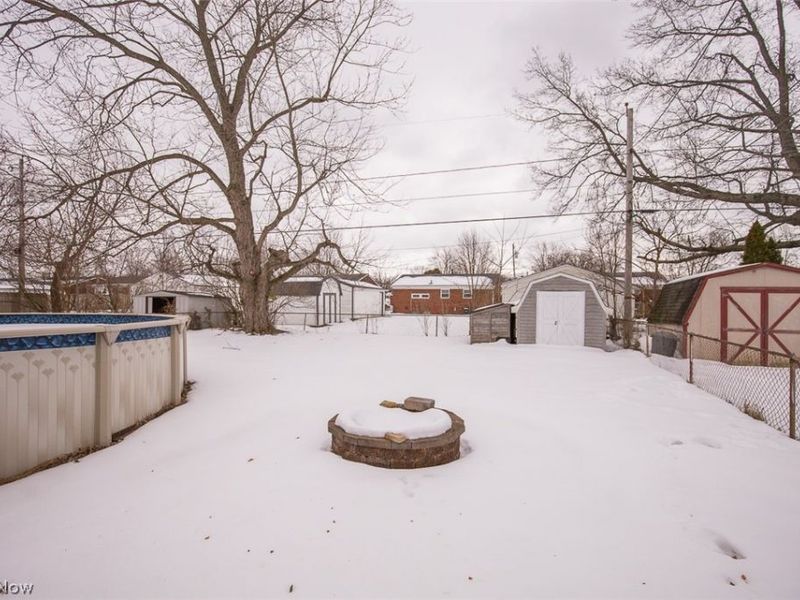 837 Jamestown Avenue, Elyria, OH 44035 Photo 22