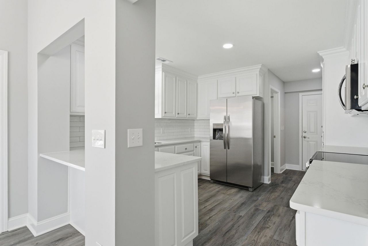 203 Silverbelle Blvd. Photo 13