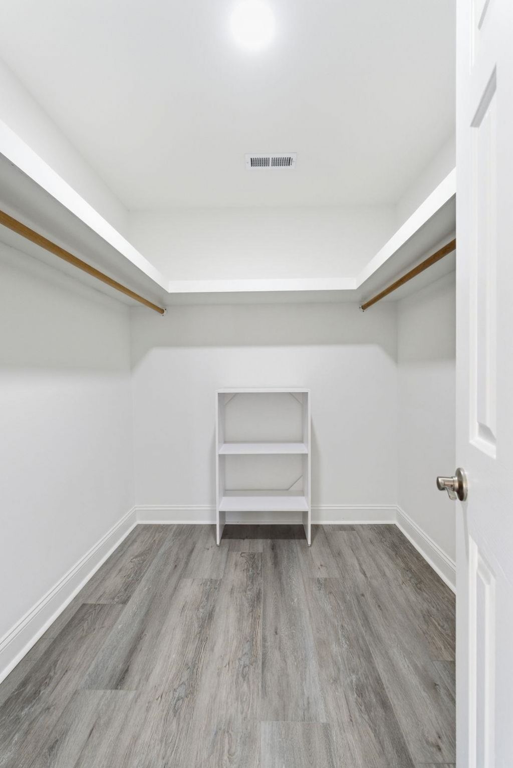 203 Silverbelle Blvd. Photo 27