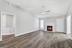 203 Silverbelle Blvd. photo 4