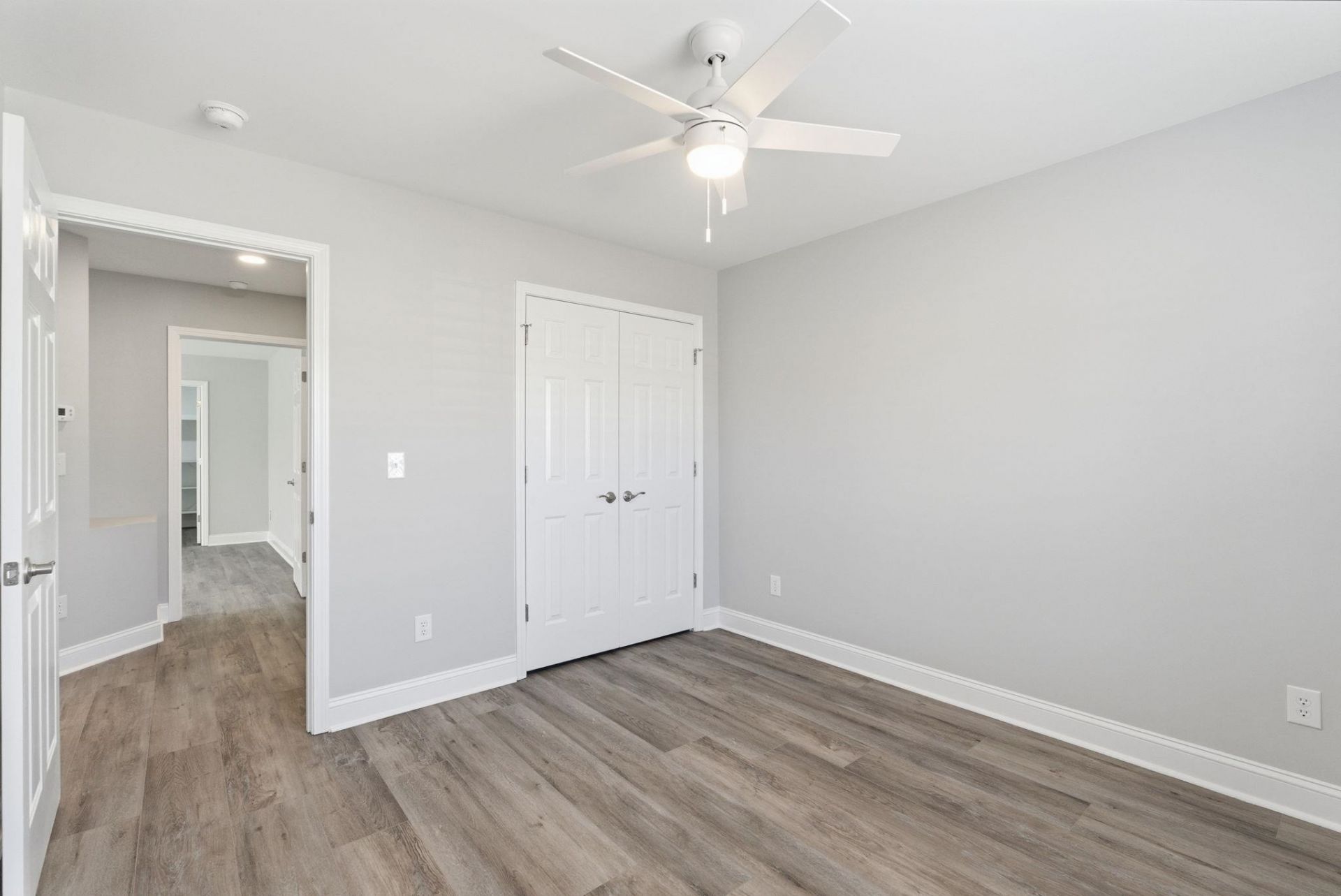 203 Silverbelle Blvd. Photo 37