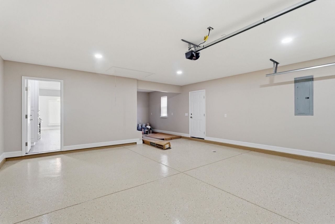 203 Silverbelle Blvd. Photo 37