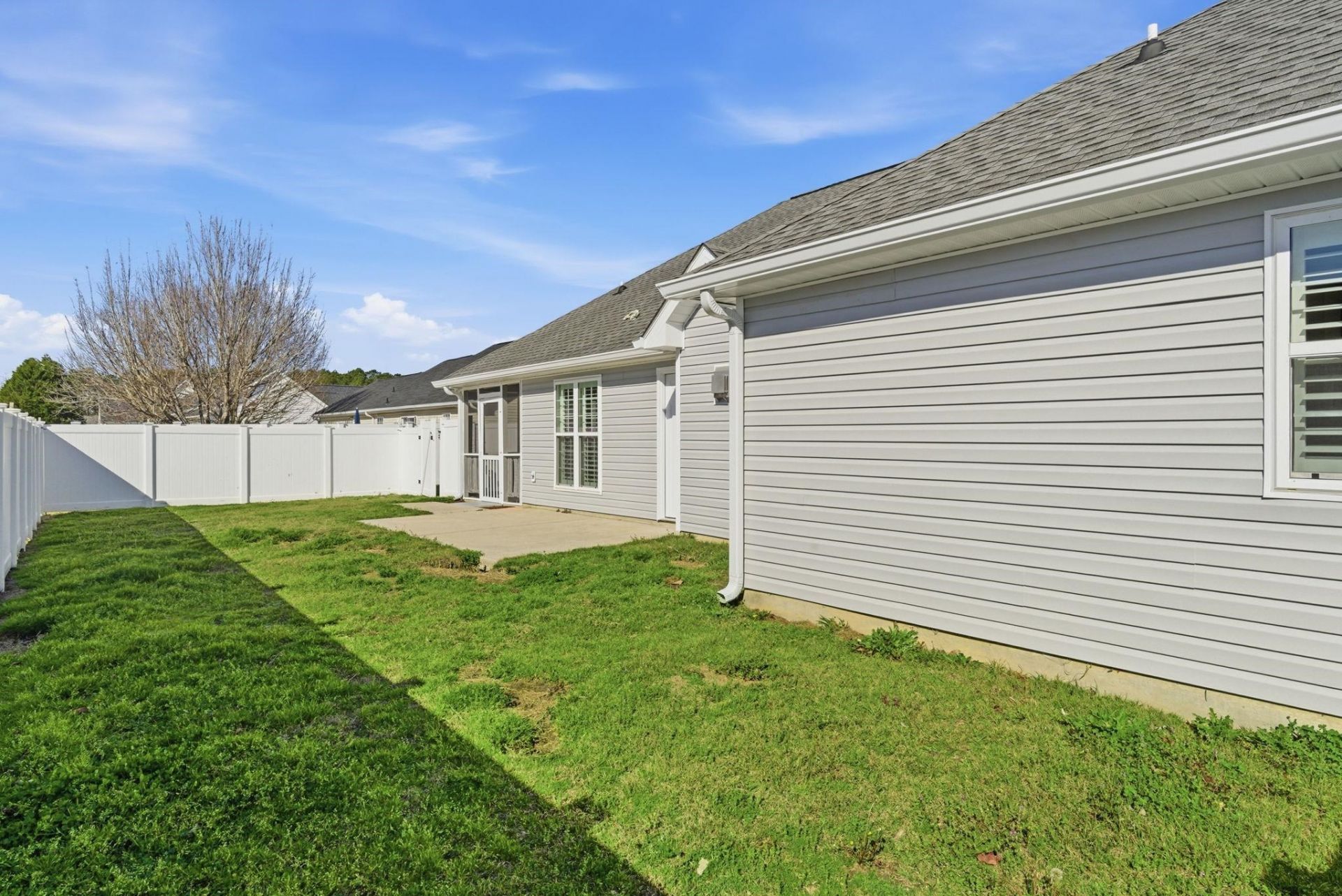 203 Silverbelle Blvd. Photo 44