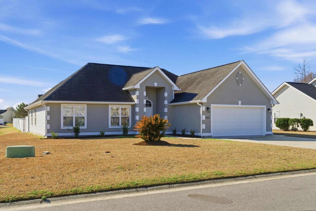 203 Silverbelle Blvd. Photo 44