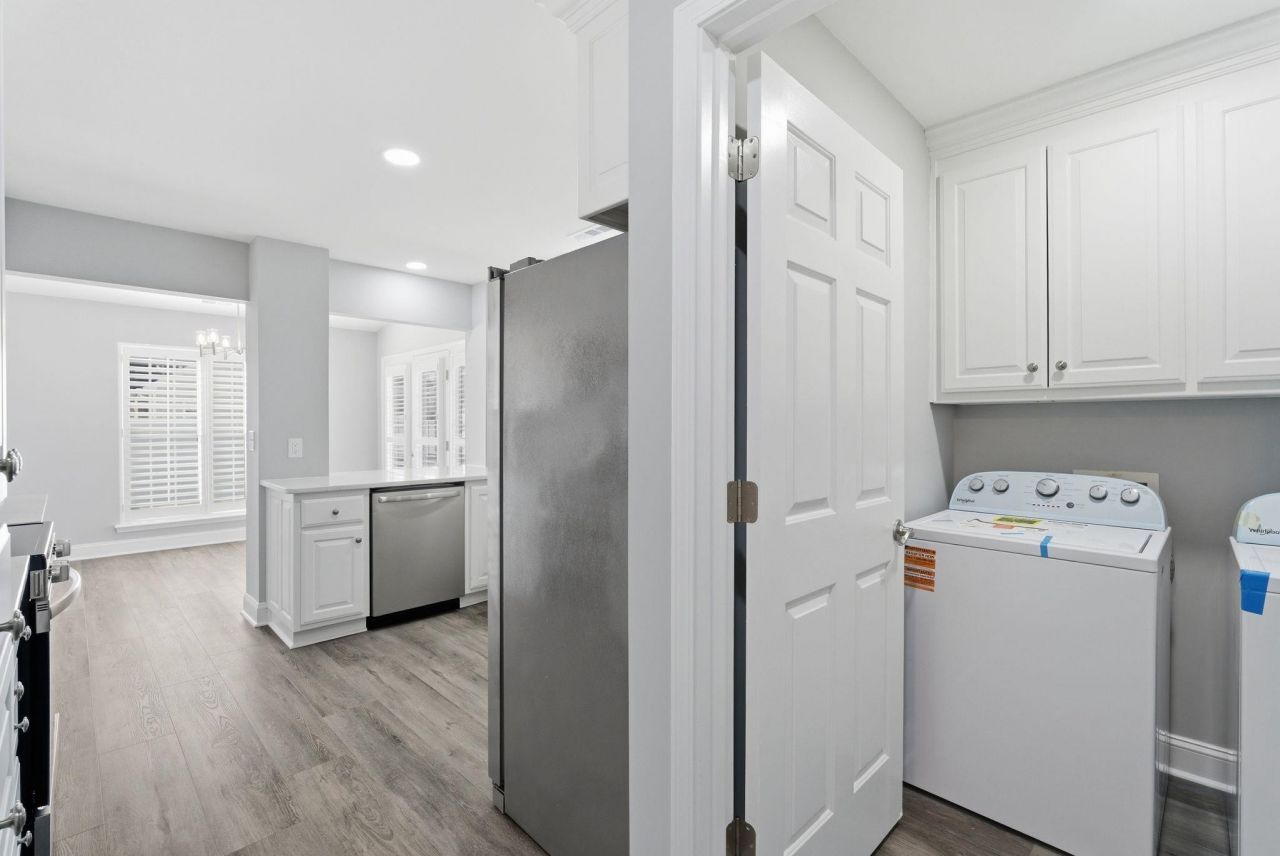 203 Silverbelle Blvd. Photo 7