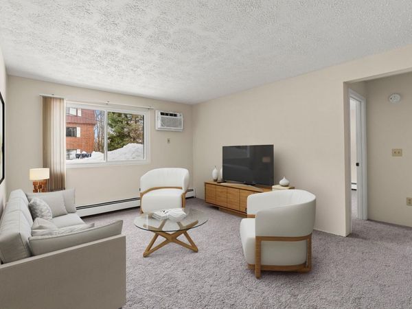 555 Calef Road, Unit 1, Manchester, NH 03103