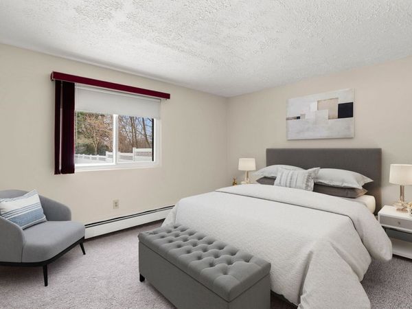 555 Calef Road, Unit 1, Manchester, NH 03103