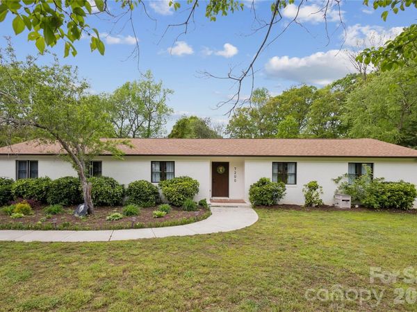 7200 Monroe Road, Charlotte, NC 28212