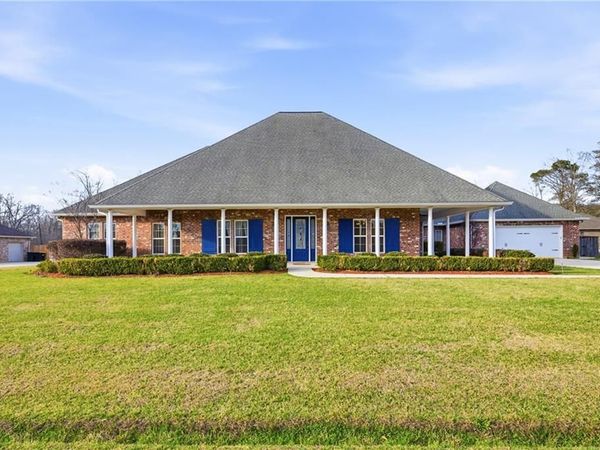 11581 HIGHPOINT Drive, Tickfaw, LA 70466
