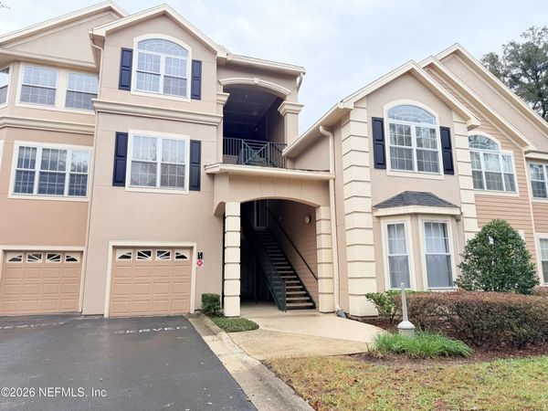 13810 SUTTON PARK Drive, Unit 123, Jacksonville, FL 32224
