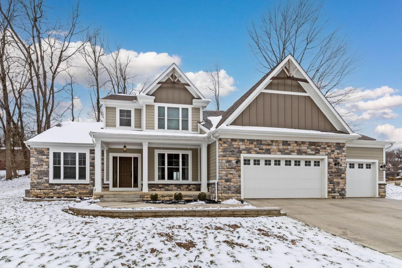 855 Howell Drive, Newark, OH 43055 Main Photo