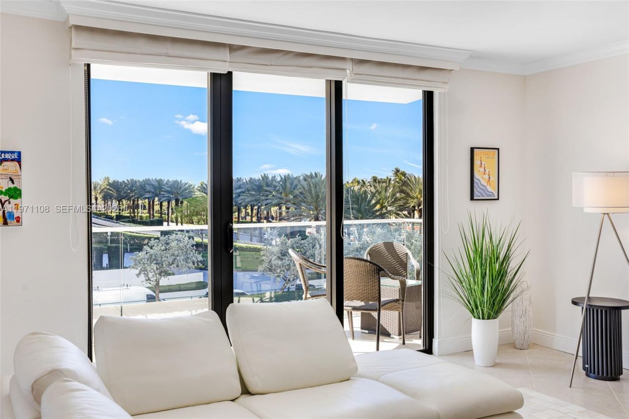 9801 Collins Ave, Unit 5S, Bal Harbour, FL 33154 Photo