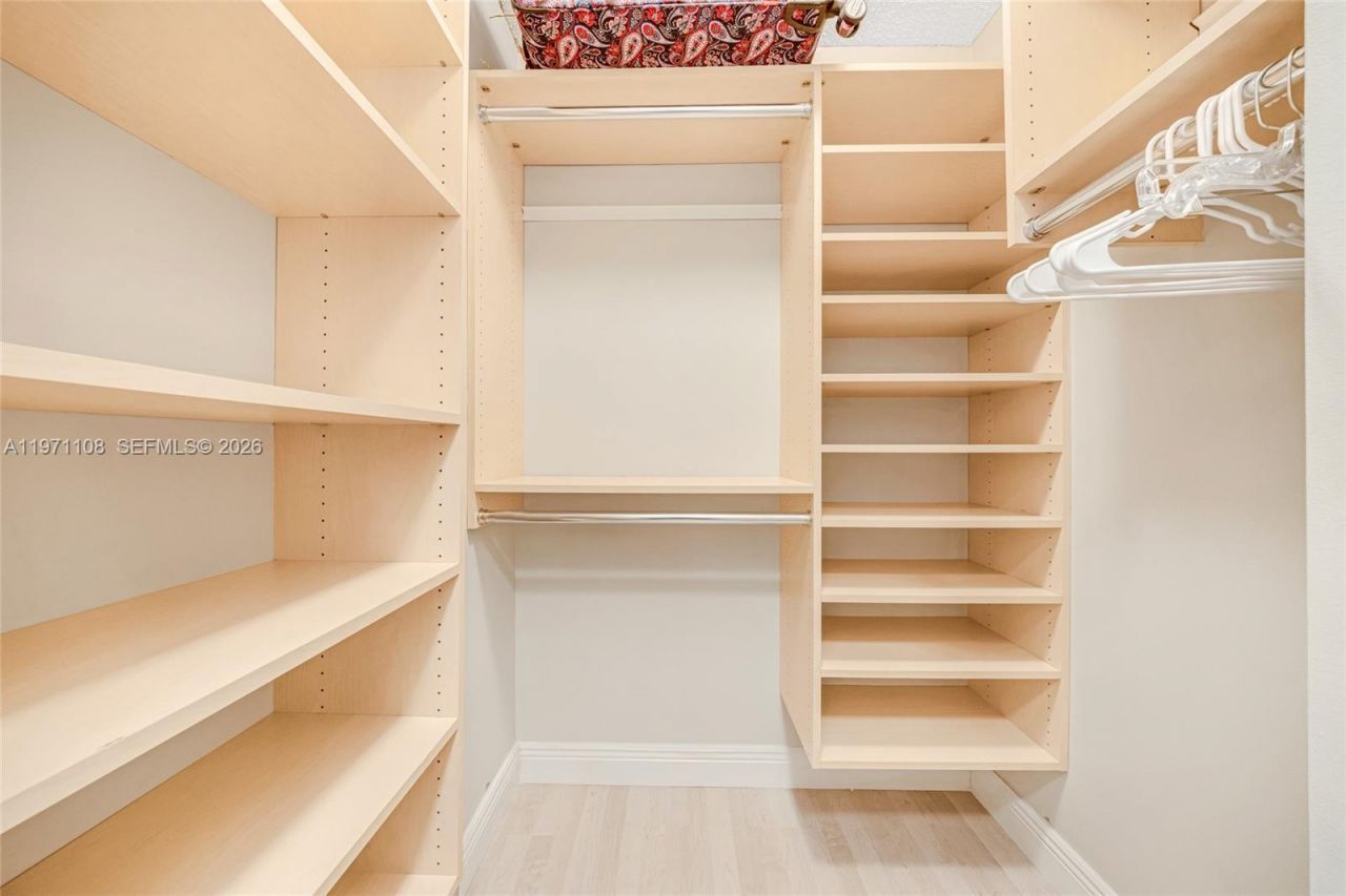 9801 Collins Ave, Unit 5S, Bal Harbour, FL 33154 Photo