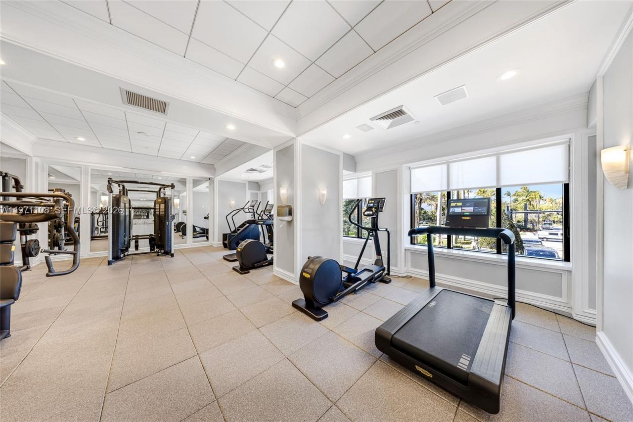 9801 Collins Ave, Unit 5S, Bal Harbour, FL 33154 Photo