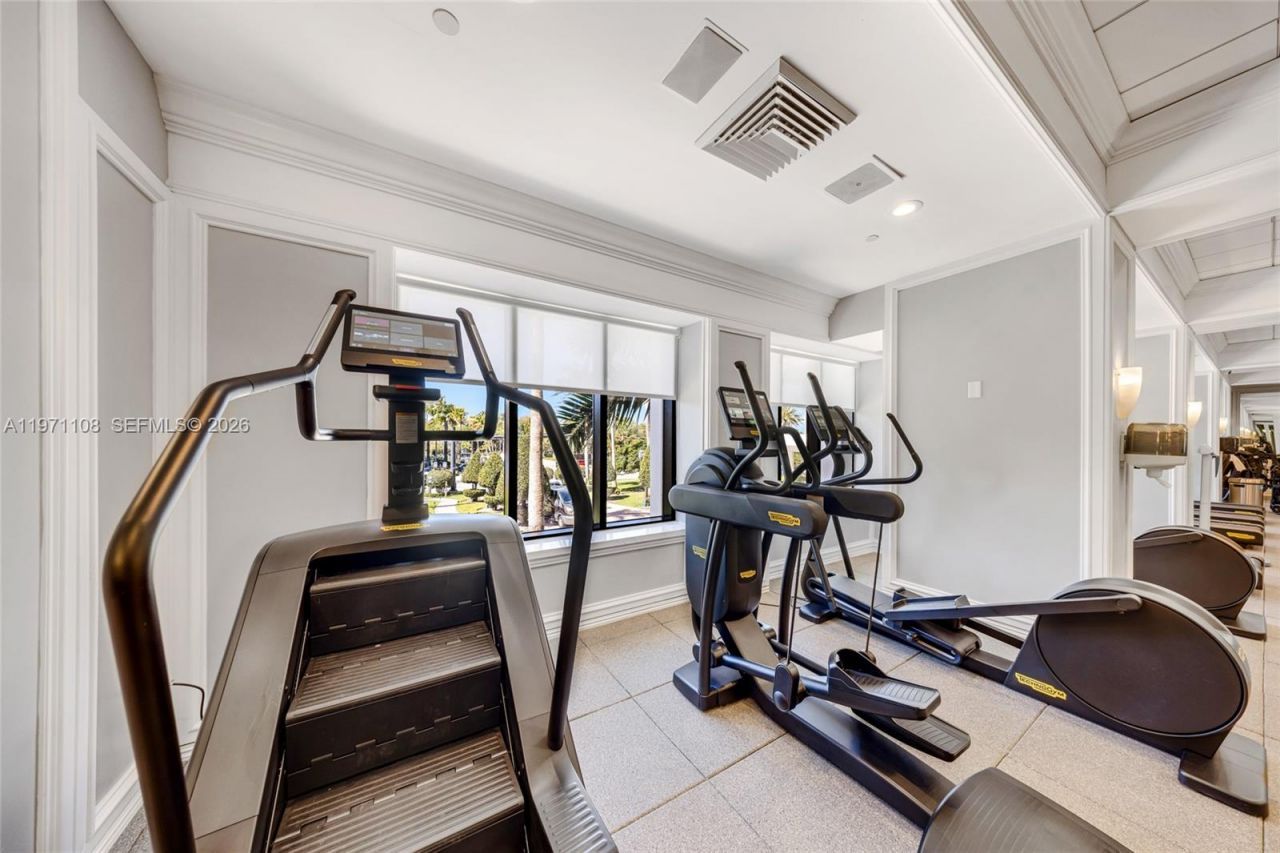 9801 Collins Ave, Unit 5S, Bal Harbour, FL 33154 Photo