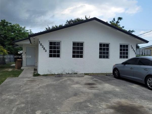 10351 SW 173rd St, Miami, FL 33157