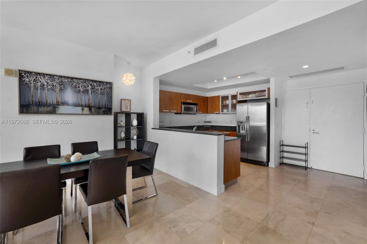 3131 NE 188th St , Unit 1-910, Aventura, FL 33180 Photo