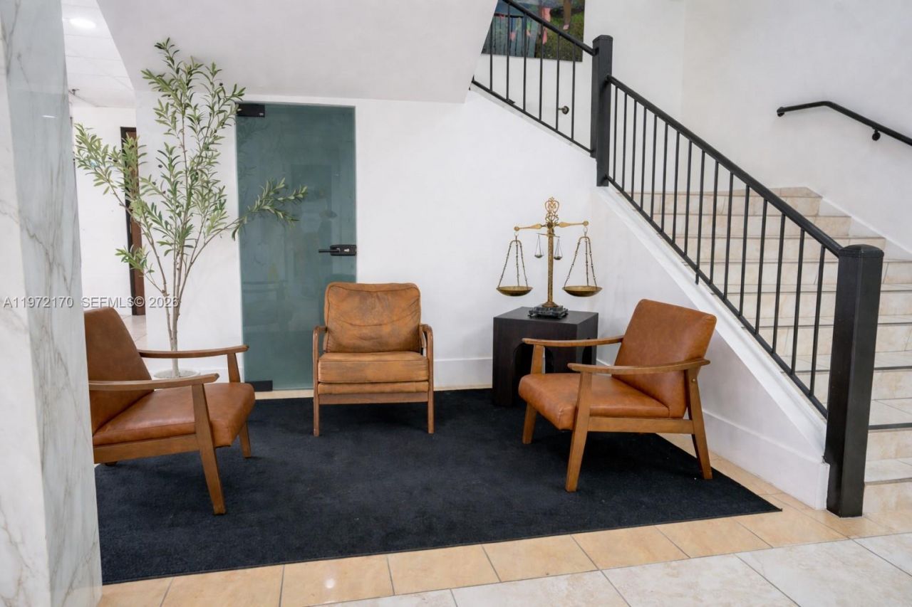 5969 NW 151st St, Miami Lakes, FL 33014 Photo