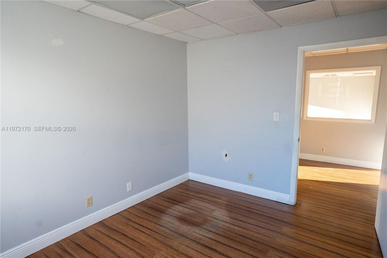 5969 NW 151st St, Miami Lakes, FL 33014 Photo