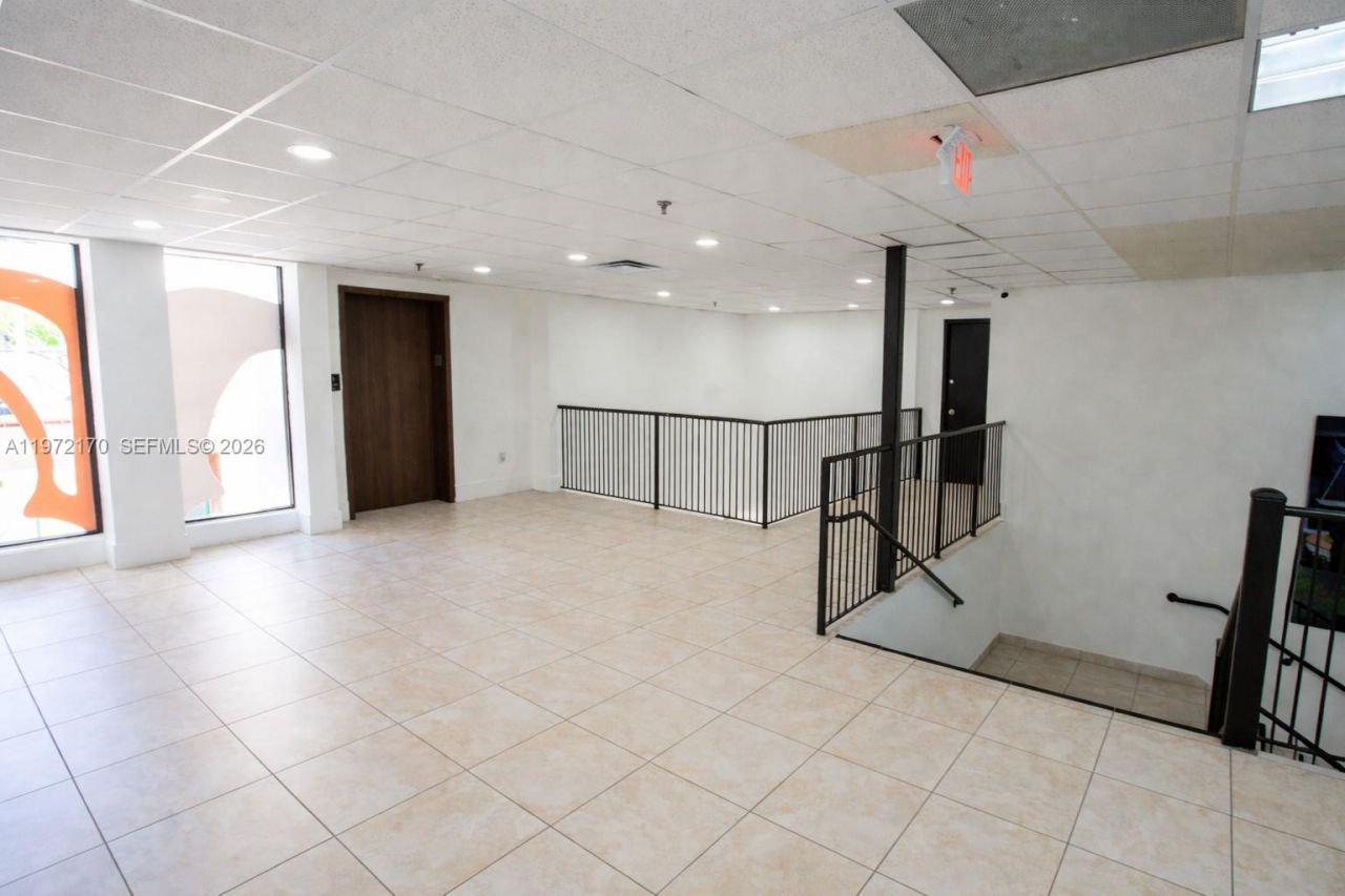 5969 NW 151st St, Miami Lakes, FL 33014 Photo