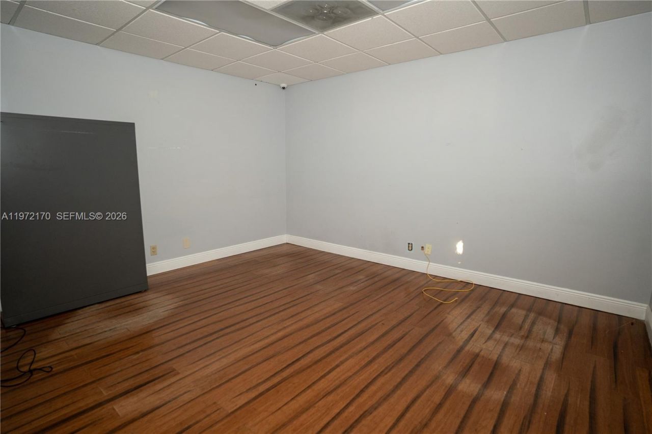 5969 NW 151st St, Miami Lakes, FL 33014 Photo