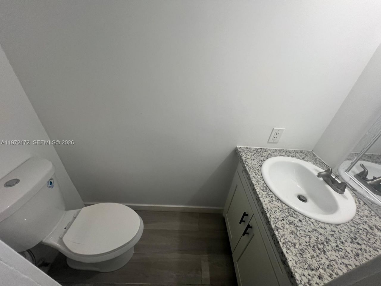 1560 NE 151st St, Unit 102, Miami, FL 33162 Photo