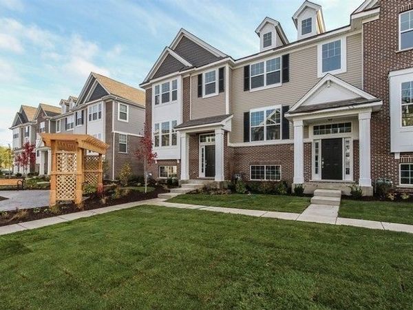 1423 N Charles Avenue, Naperville, IL 60563