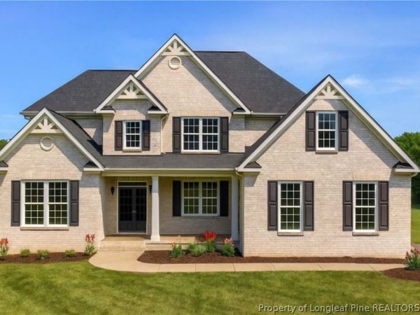 530 Swan Island Court, Fayetteville, NC 28311