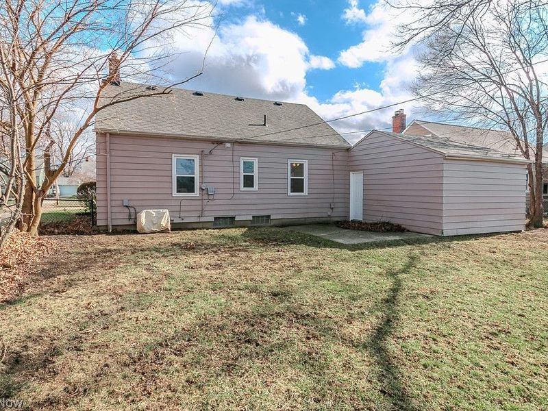 29613 Sylvan Drive, Willowick, OH 44095 Photo 3