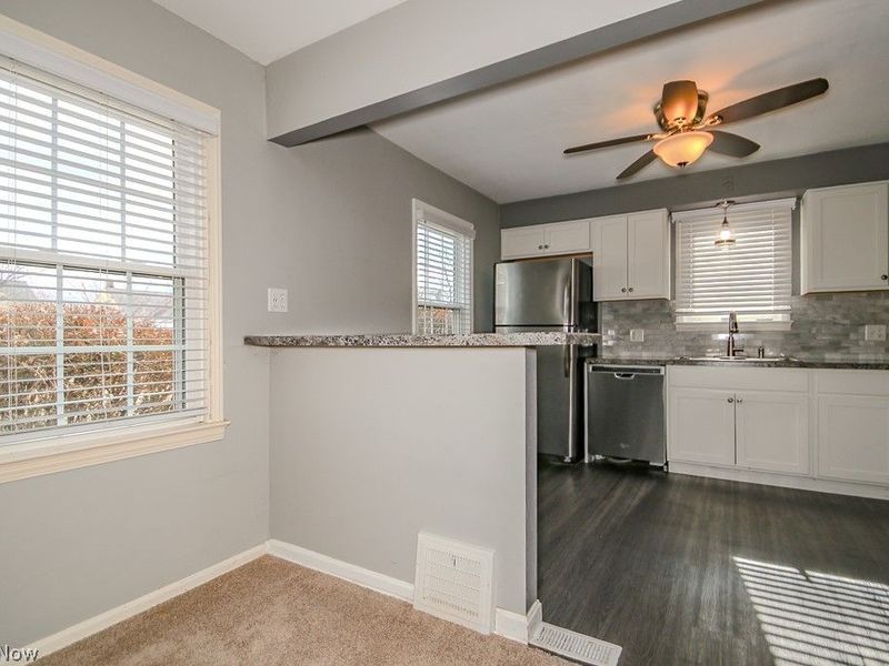 29613 Sylvan Drive, Willowick, OH 44095 Photo 7