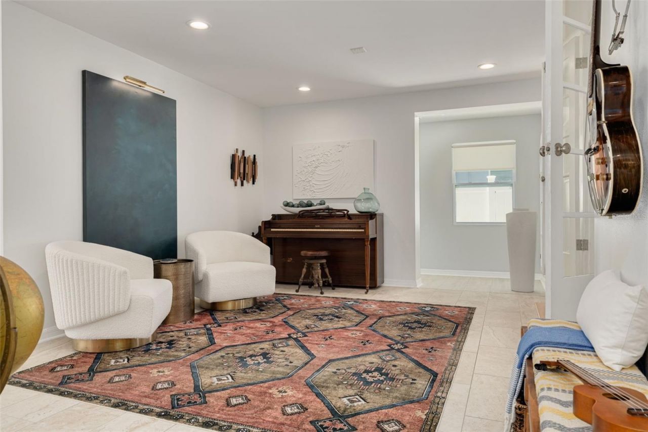 240 24th Avenue N, Saint Petersburg, FL 33704 Photo