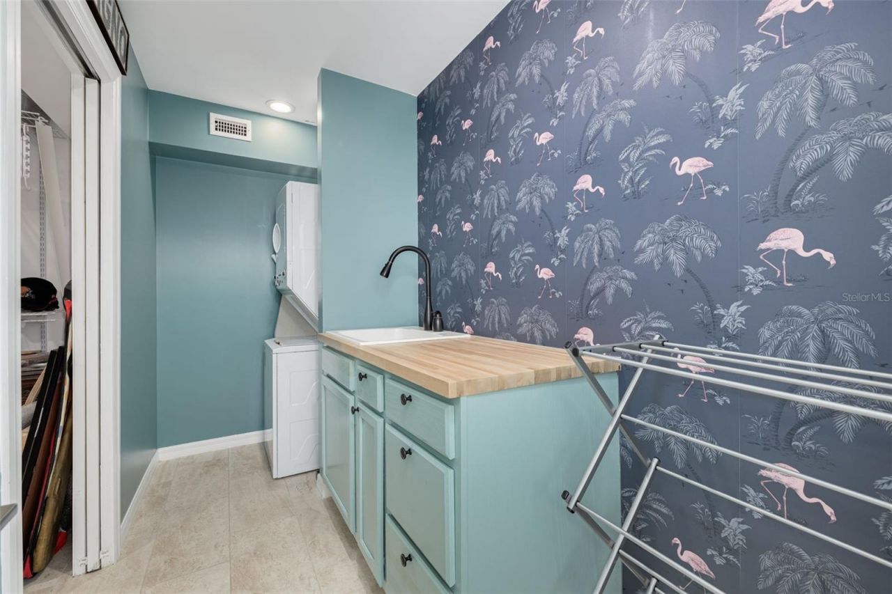 240 24th Avenue N, Saint Petersburg, FL 33704 Photo