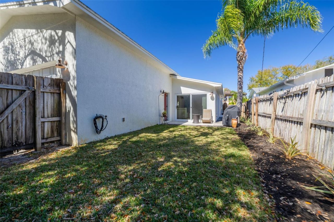 240 24th Avenue N, Saint Petersburg, FL 33704 Photo