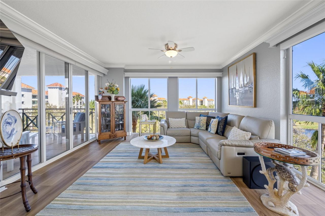 4750 Dolphin Cay Lane S, Unit 509, Saint Petersburg, FL 33711 Photo