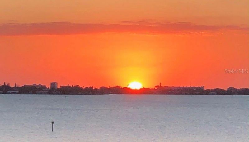 4750 Dolphin Cay Lane S, Unit 509, Saint Petersburg, FL 33711 Photo