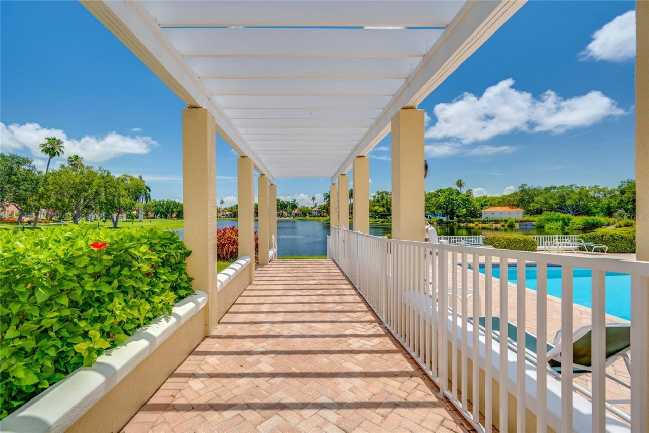 4750 Dolphin Cay Lane S, Unit 509, Saint Petersburg, FL 33711 Photo