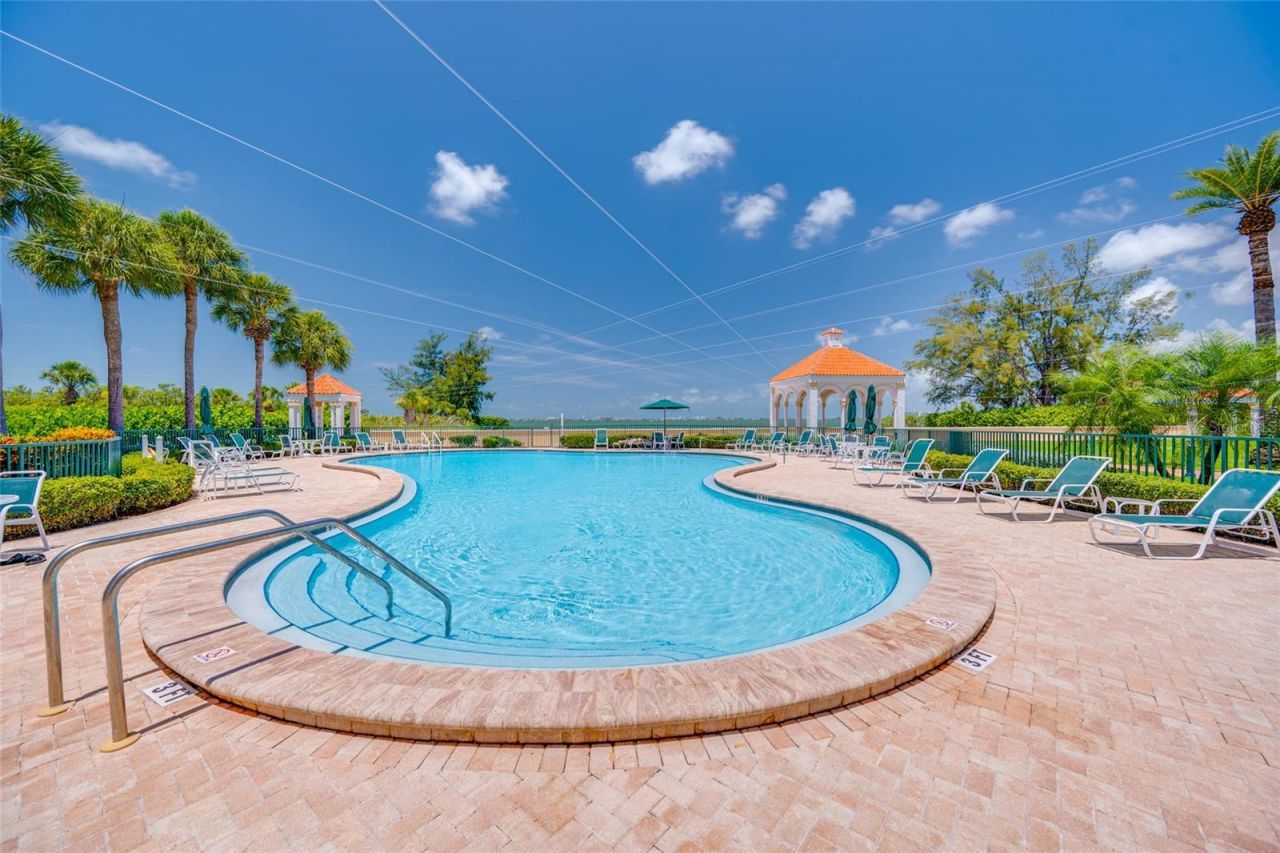 4750 Dolphin Cay Lane S, Unit 509, Saint Petersburg, FL 33711 Photo