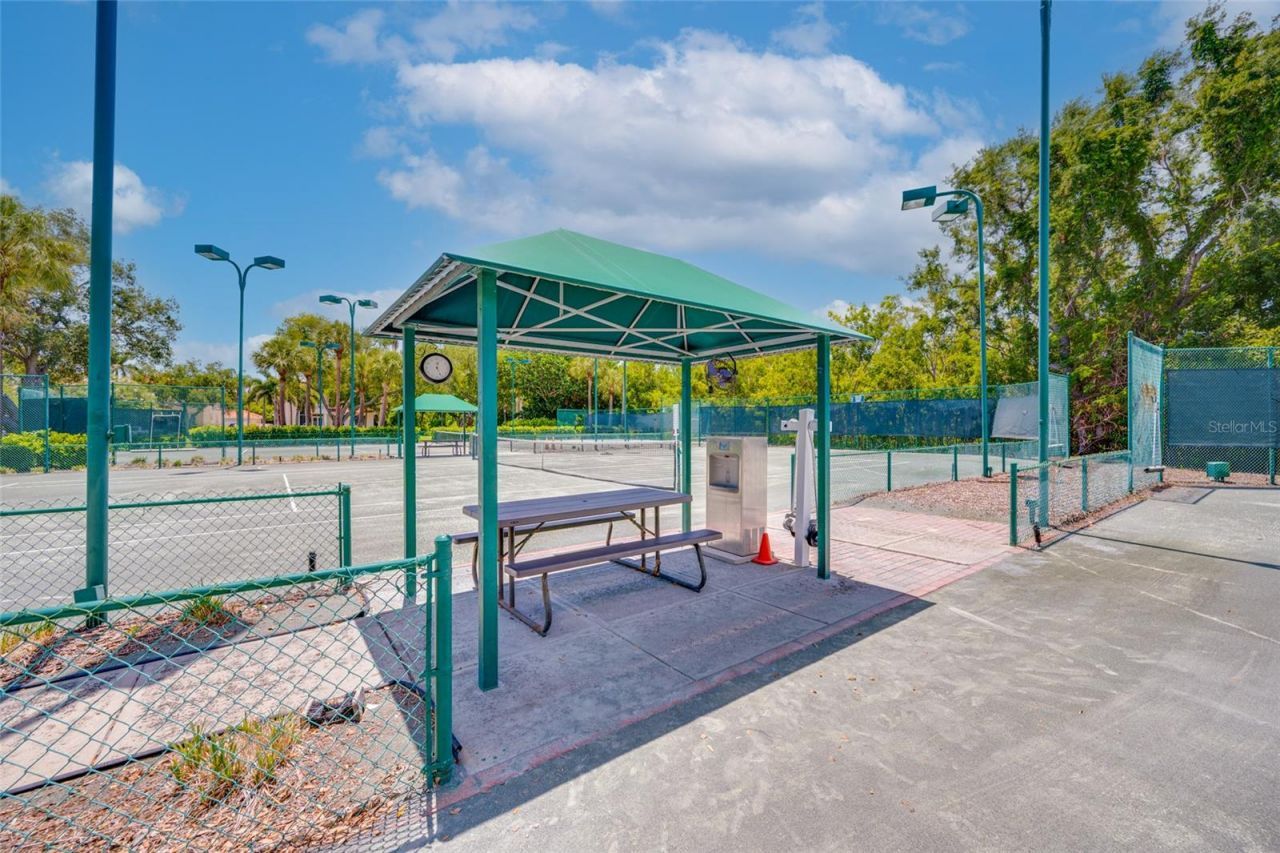 4750 Dolphin Cay Lane S, Unit 509, Saint Petersburg, FL 33711 Photo