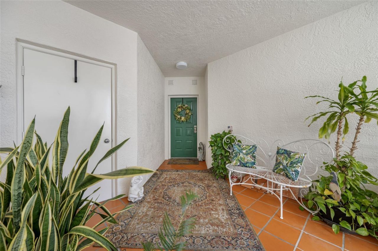 4750 Dolphin Cay Lane S, Unit 509, Saint Petersburg, FL 33711 Photo
